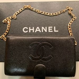 Chanel caviar CC long wallet and wallet on a chain